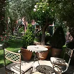 Jardins Secrets 5* Nîmes
