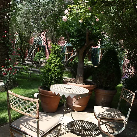Jardins Secrets 5* Nîmes