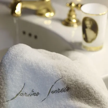 Jardins Secrets 5* Nîmes