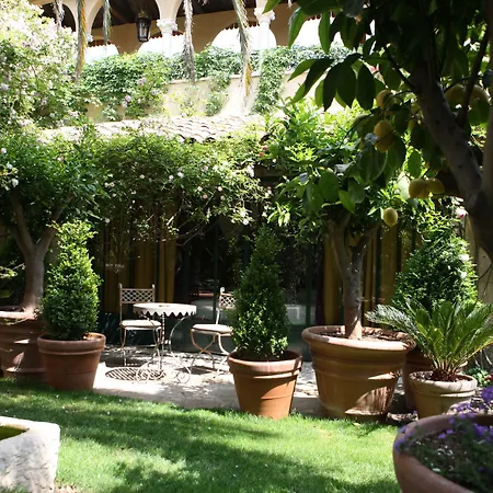Jardins Secrets Отель
