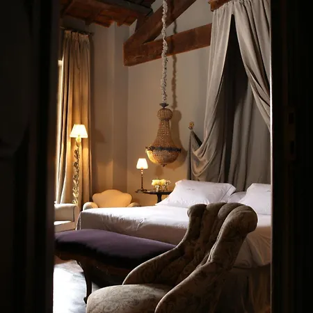 Jardins Secrets 5* Nîmes