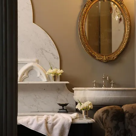 Jardins Secrets Hotel 5*
